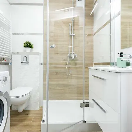 Sunny By Go Apartament