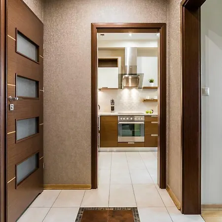 Apartament Sunny By Go